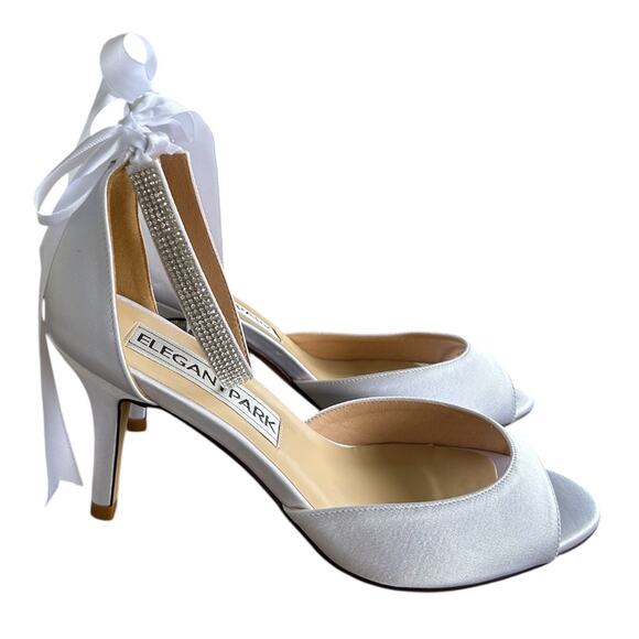 ELEGANTPARK White Satin Wedding Sandal 3" Heel Women's Size 7.5 Ankle Strap NEW - Picture 1 of 7